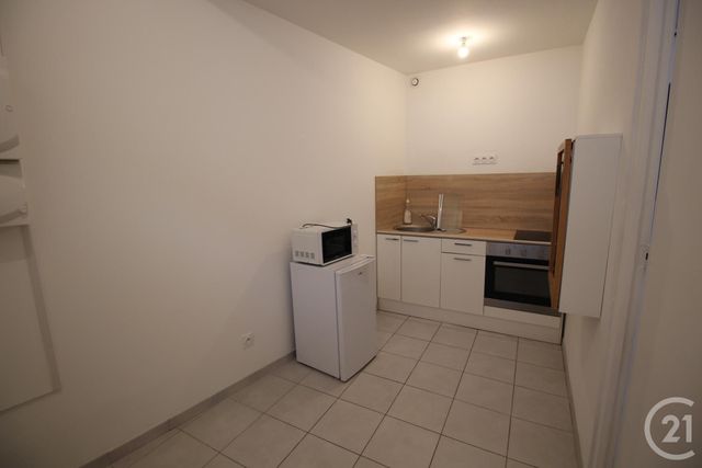 Appartement Studio à louer - 1 pièce - 17.82 m2 - NIMES - 30 - LANGUEDOC-ROUSSILLON - Century 21 Dhuoda