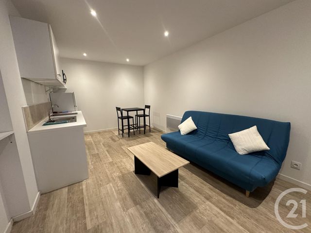 Appartement Studio à louer - 1 pièce - 21.5 m2 - NIMES - 30 - LANGUEDOC-ROUSSILLON - Century 21 Dhuoda