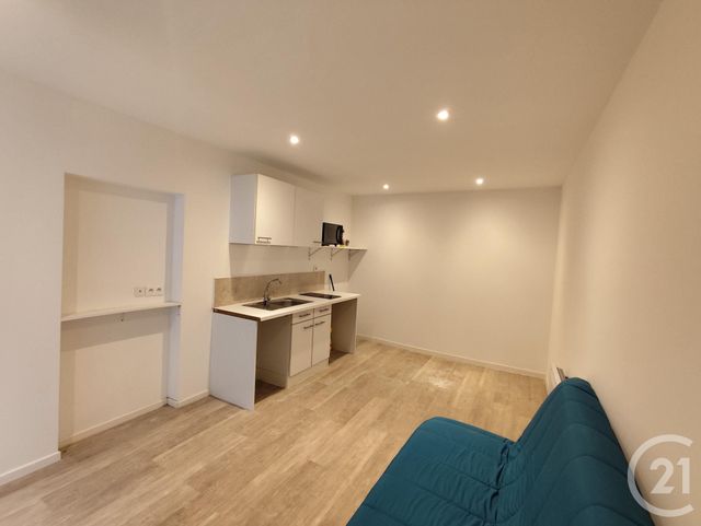 Appartement Studio à louer - 1 pièce - 21.5 m2 - NIMES - 30 - LANGUEDOC-ROUSSILLON - Century 21 Dhuoda